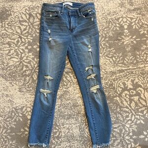 Abercrombie & Fitch Distressed Skinny Jeans - Blue